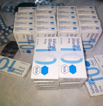 – Diazepam Valium 10mg – Alprazolam Xanax 2mg ER (Clone)