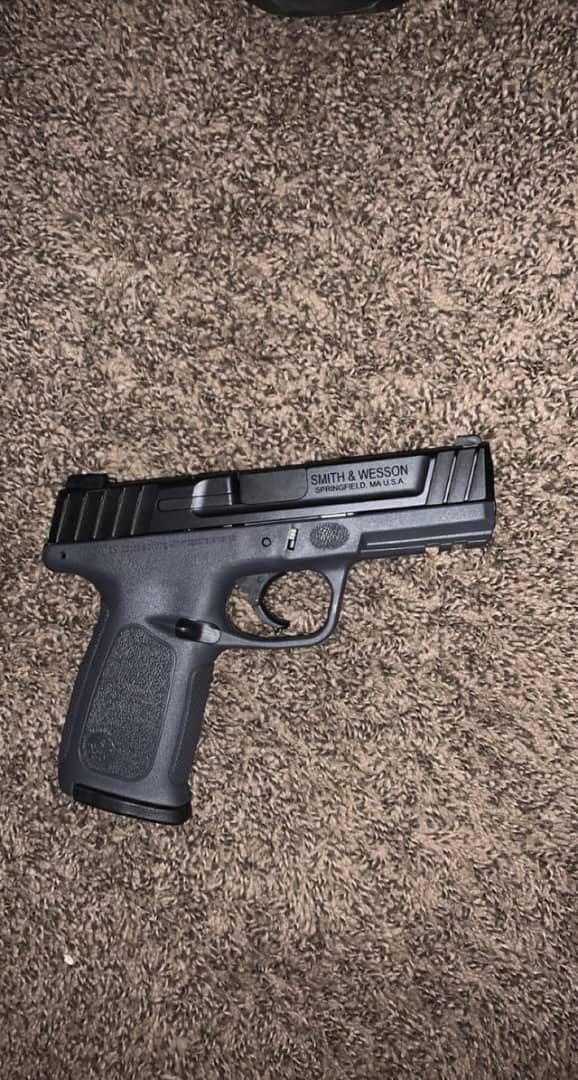 Smith & Wesson SD9 2.0 9mm luger